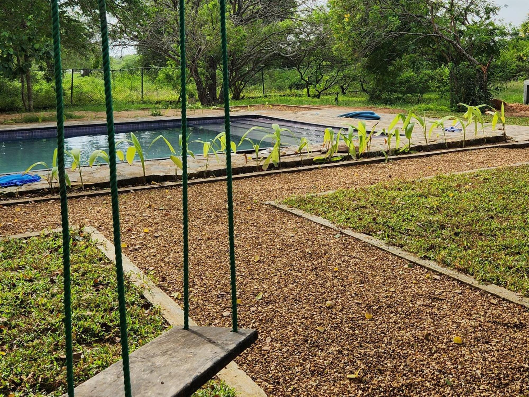Hide Yala Bed & Breakfast Tissamaharama Exterior photo